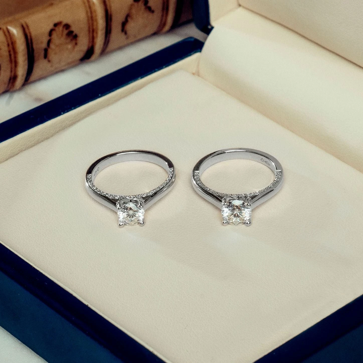 Signature C Embellished Ring 7 Signature C Embellished Ring - Afbeelding 7